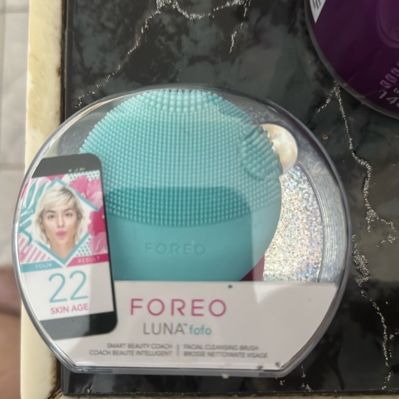 FOREO Luna - Picture 1 of 2